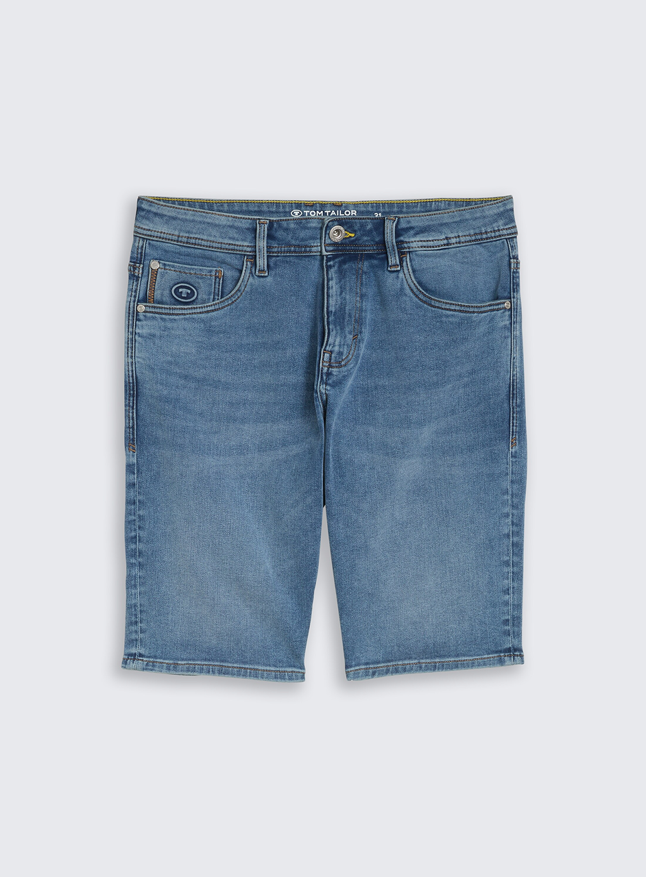 Polo shirts and shorts 13