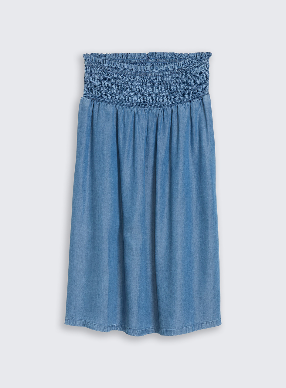 Dresses and skirts 13