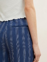Prugaste hlače u stilu culotte - Uzorak/višebojna_3280805