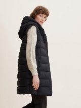 Dugi puf prsluk s kapuljačom - Crna_6682599