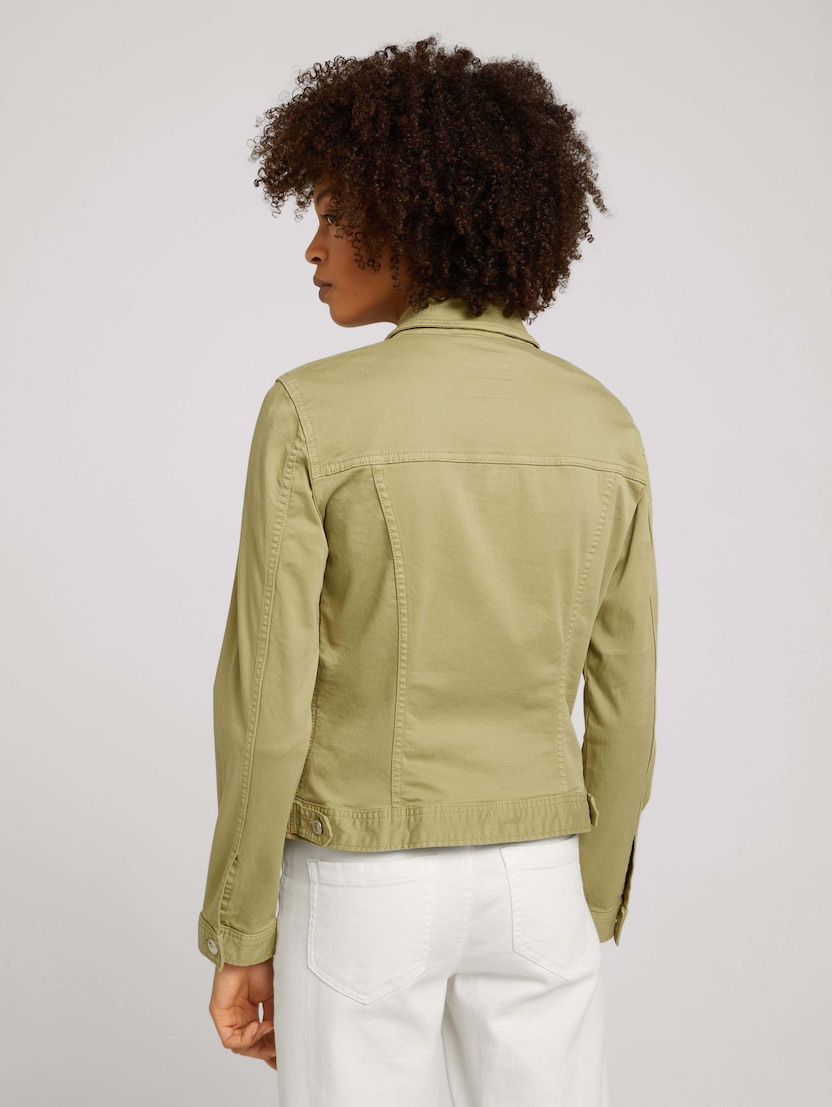 Traper jakna u boji s prednjim džepovima - Zelena_9619874