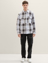 Karirasta jakna v slogu srajce - Vzorec/večbarvna_7844394