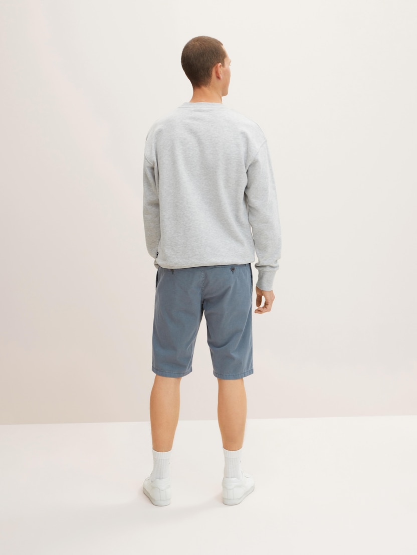 Kratke hlače Chino z minimalnim potiskom - Modra_752191