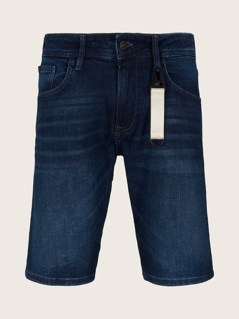 Kratke traper hlače s privjeskom za ključeve na petlji remena - Plava