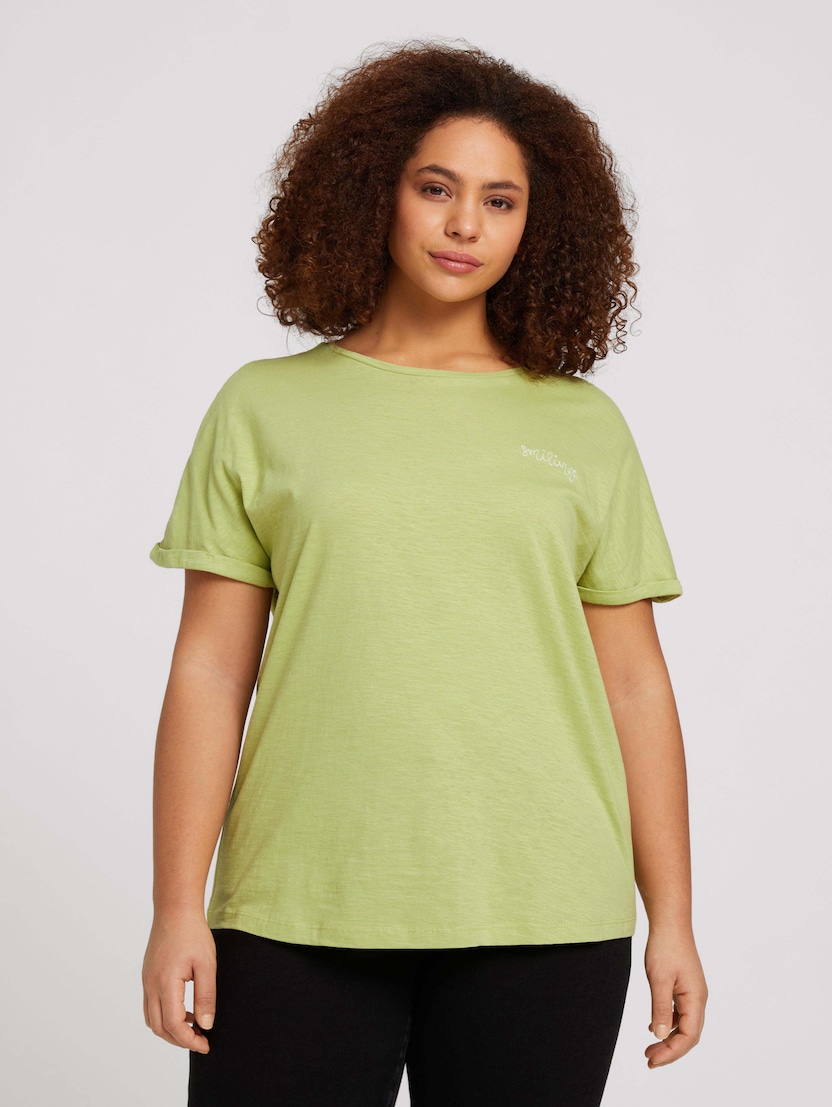 Majica s kratkimi rokavi in majhnim vezenjem na prsih - Zelena