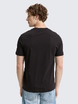 Tricou cu imprimeu - Negru_6493649
