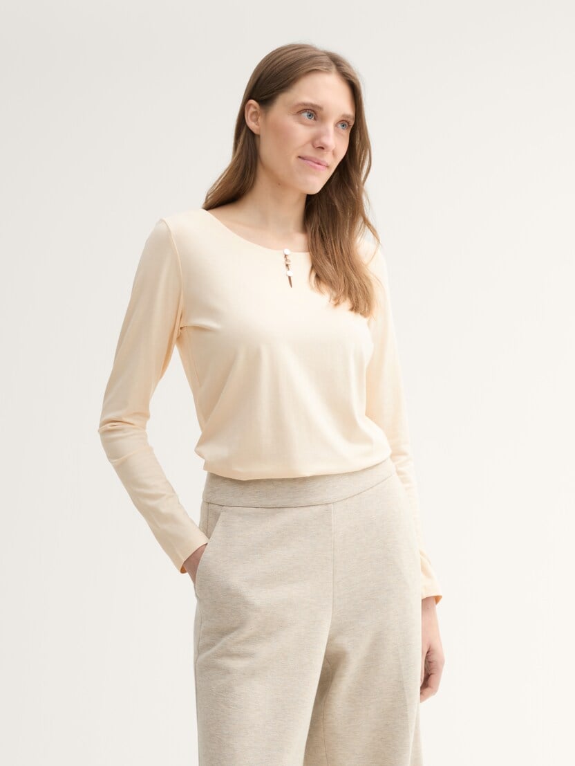 Majica sa  detaljem u vidu dugmića - Bež