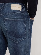 Klasične traper hlače Josh uskog kroja i rabljenog izgleda - Plava_2156045