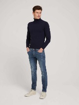 Uske traper hlače Piers ispranog izgleda s naborima na bedrima - Plava_7044864