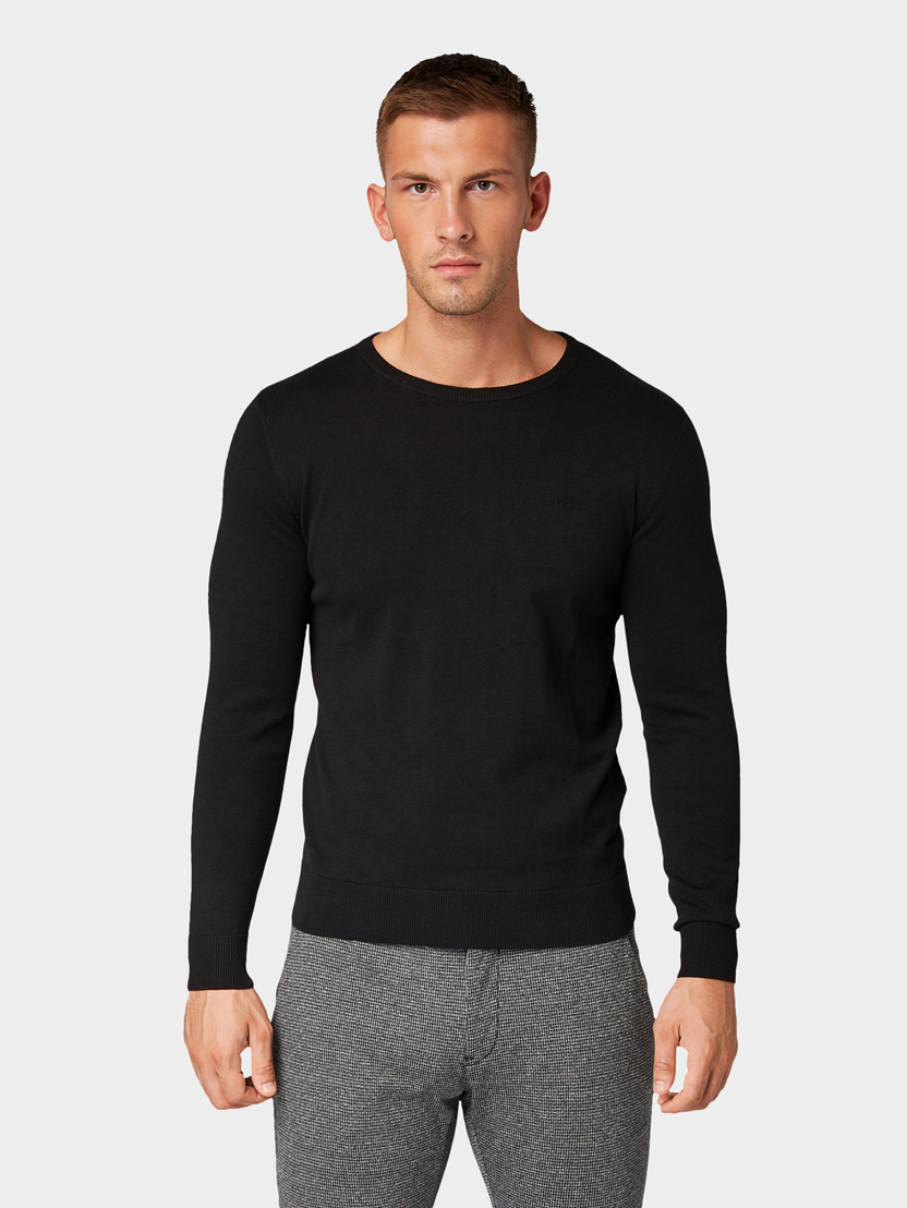 Pleten pulover z okroglim izrezom - Črna