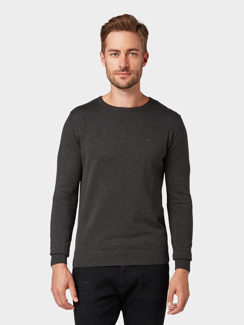 Pleten pulover z okroglim izrezom - Siva