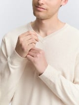 Pleteni džemper sa V-izrezom - Bež_9335277