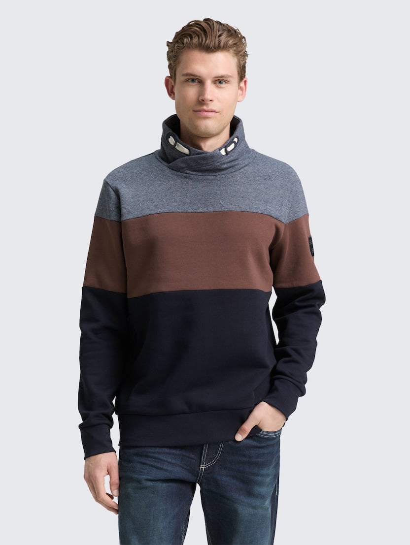 Pulover s šal ovratnikom v kontrastnih barvah - Modra_5425984