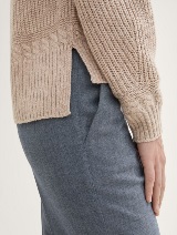 Rebrasti pleteni džemper - Bež_5320371