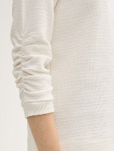 Pulover s teksturo - Bela_9676671