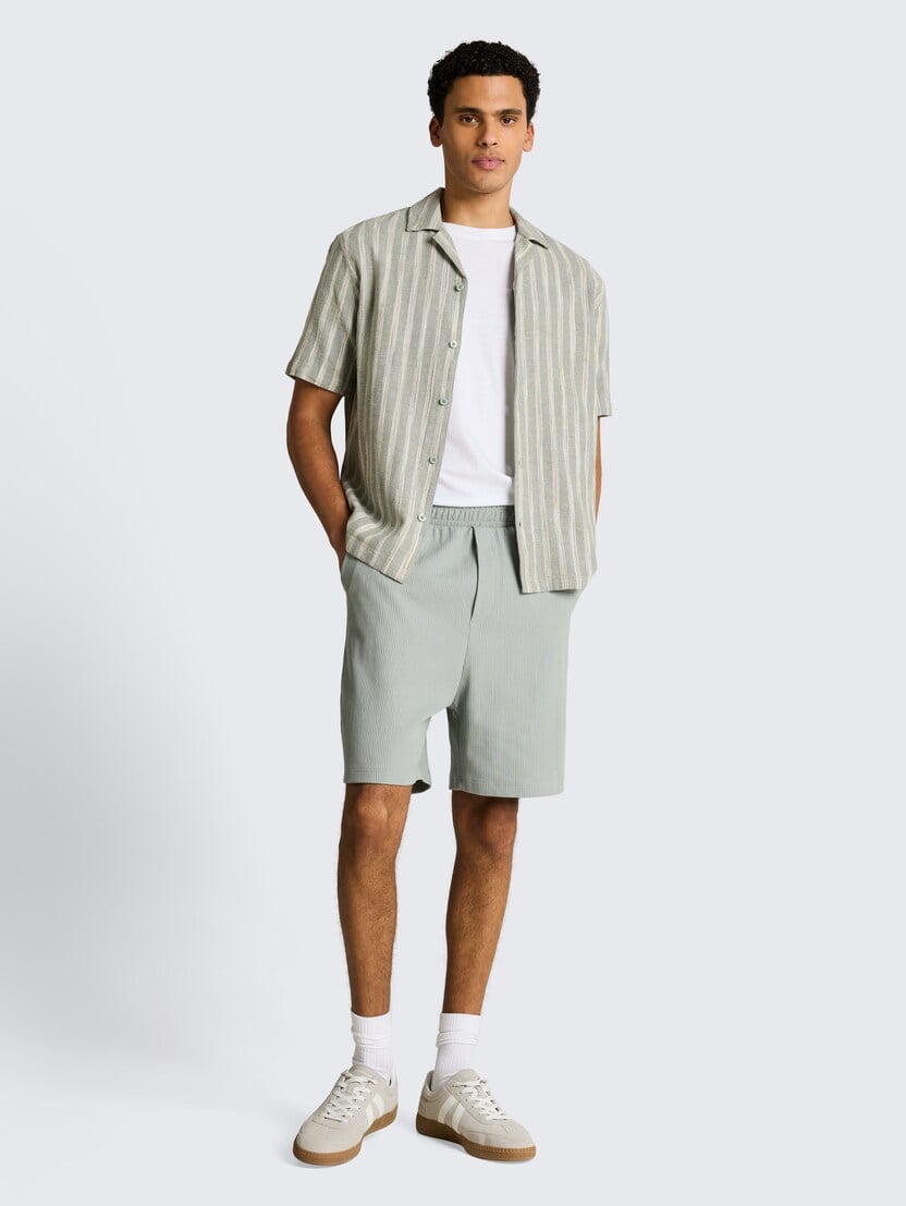 Strukturirane kratke pantalone - Zelena_9130096